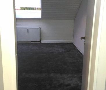 Tolle 2,5 Zimmer wohnung mit Whirlpool Badewanne in Bestlage - Photo 3