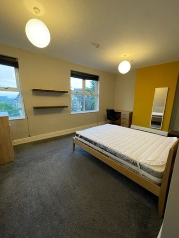 69 Junction Road, Hunters Bar - Photo 4