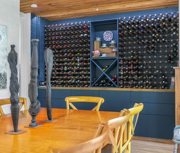 Distinctive 3-Bedroom Townhouse in Boutique Complex | Renovated & E... - Photo 5