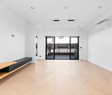 10/212 Ballarat Rd, Maidstone VIC 3012 - Townhouse For Rent | Domain - Photo 1