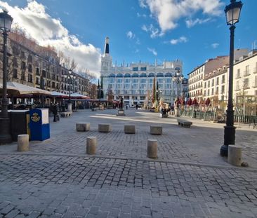 Estudio de alquiler en Calle del Príncipe, Cortes - Huertas - Photo 1