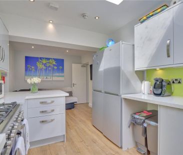 House share to rent - Photo 4