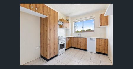 Elegant Apartment Living in Leafy Willoughby Setting - Photo 5