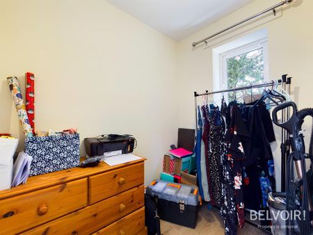 3 bedroom end of terrace house to rent - Photo 5