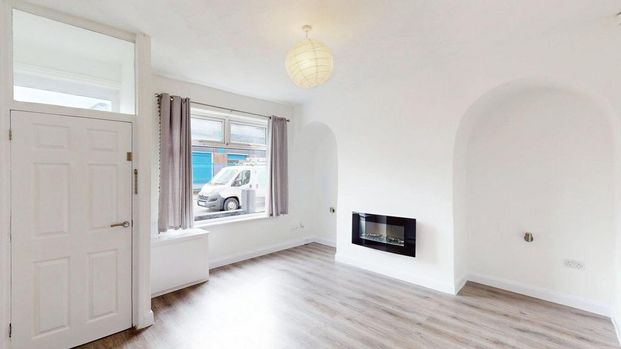 2 bedroom terraced house to rent - Photo 1