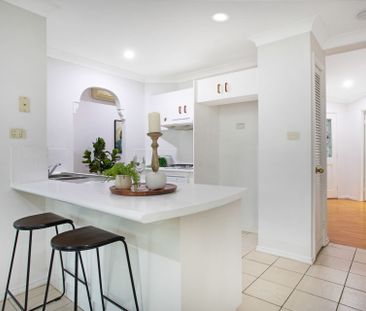 Three Bedroom Family Home - Photo 5