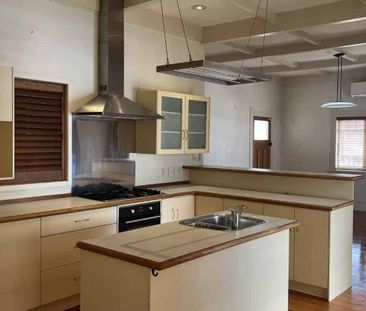 3 Bedroom House in Claudelands - Photo 3