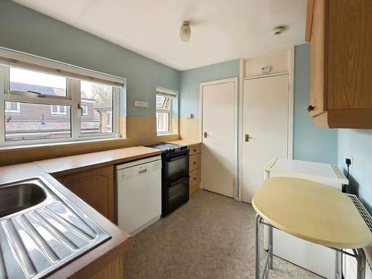 2 bedroom maisonette to rent - Photo 1