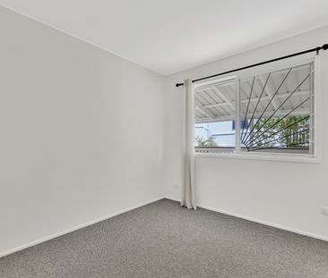 18 Pack Street, 4074, Jamboree Heights - Photo 6