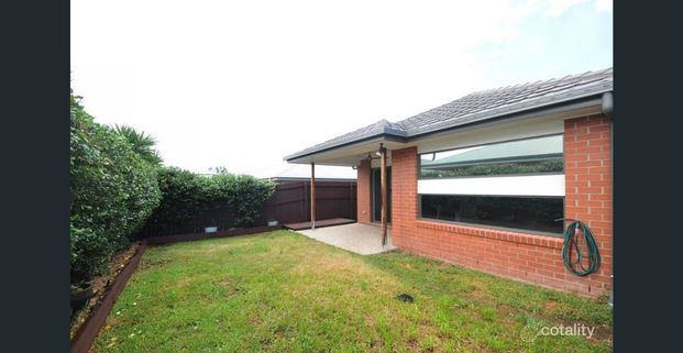 Low Maintenance Home - Photo 1