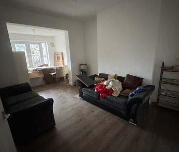 3 bedroom house in Evington area - Photo 1