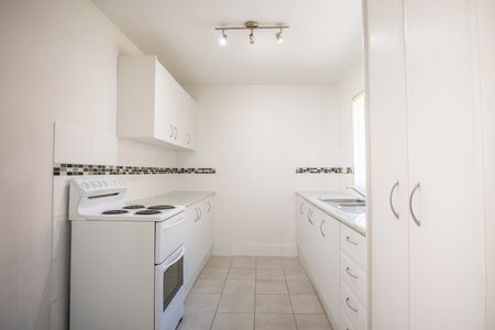 7/172 Brunker Road, Adamstown NSW 2289 - Apartment For Rent | Domain - Photo 3