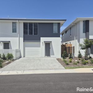 NEAR NEW TOWNHOUSE - Photo 2