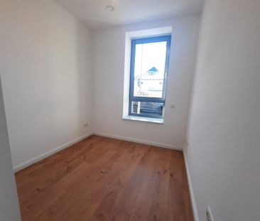 Moderne 3-Raum-Wohnung mit Terrasse und viel Tageslicht ! - Photo 1