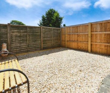 3 bedroom terraced house to rent - Photo 6