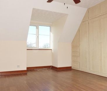 3 bedroom detached house to rent - Photo 2