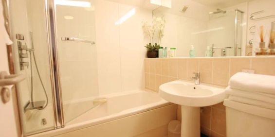 2 bedroom flat in 15a - Photo 3