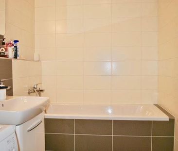 Prenajmeme kompletne zariadený 2-izbový 53m2 byt s loggiou, pivnico... - Photo 5