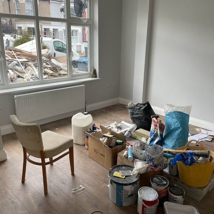 Surbiton, KT6 (Semi-Detached) - Photo 1