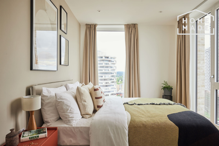 3 bedroom flat to rent - Photo 4