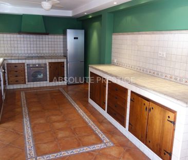 Villa for long term rent in Nueva Andalucia, Marbella - Photo 4