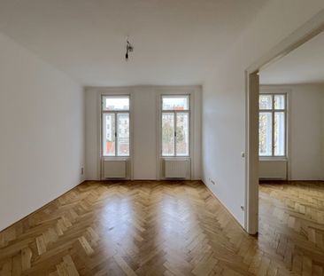 Sanierte 2-Zimmer-Altbauwohnung mit Mini-Balkon - Photo 3