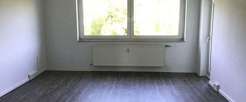 Moderne und großzügig aufgeteilte Wohnung mit Balkon - Photo 1