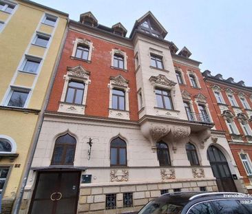 günstige 2 Zimmer Wohnung mit Aufzug im Haus und EBK - Photo 1