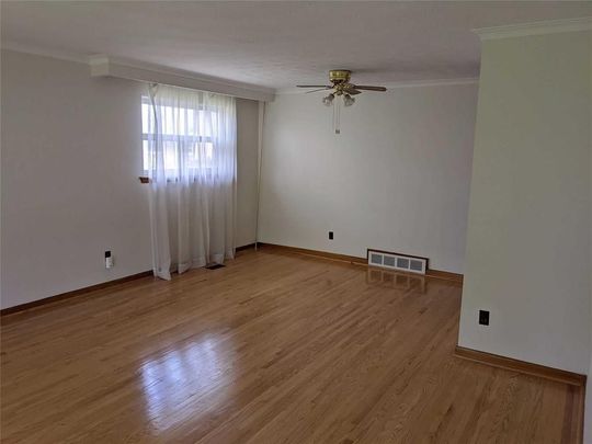 For Lease - 147 Pandora Circle Unit# Upper, Toronto, Ontario - Photo 1