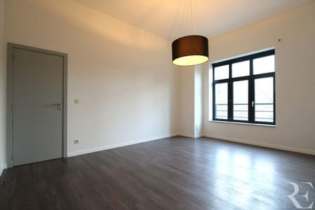 Appartement te huur - Foto 2