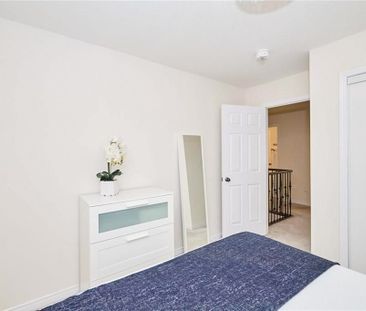 For Lease - 7830 Buckeye Crescent, Niagara Falls, Ontario - Photo 6