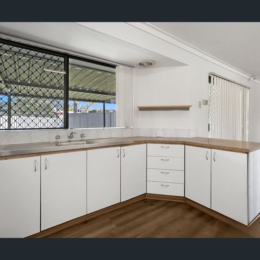 3 Newbold Court, Gosnells, WA 6110 - Photo 1