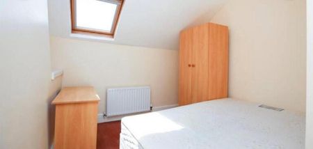 6 bedroom flat to rent - Photo 3