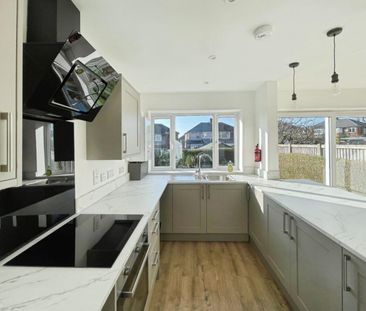 3 bedroom House To Let Total Size: 894 SQ FT - Photo 4