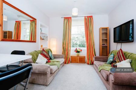 5 bedroom flat to rent - Photo 2