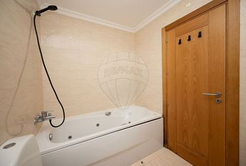 Apartamento T4 em Lisboa