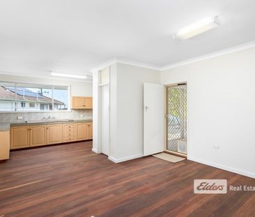 LIFESTYLE HOME IN SOUGHT AFTER LOCATION! - Photo 6