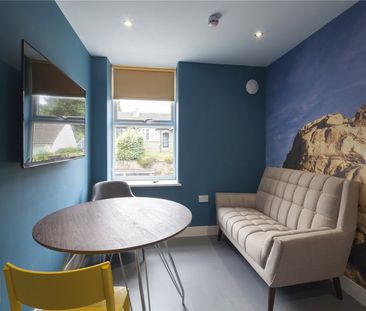 63 Newsome Road, Huddersfield, HD4 - Photo 1