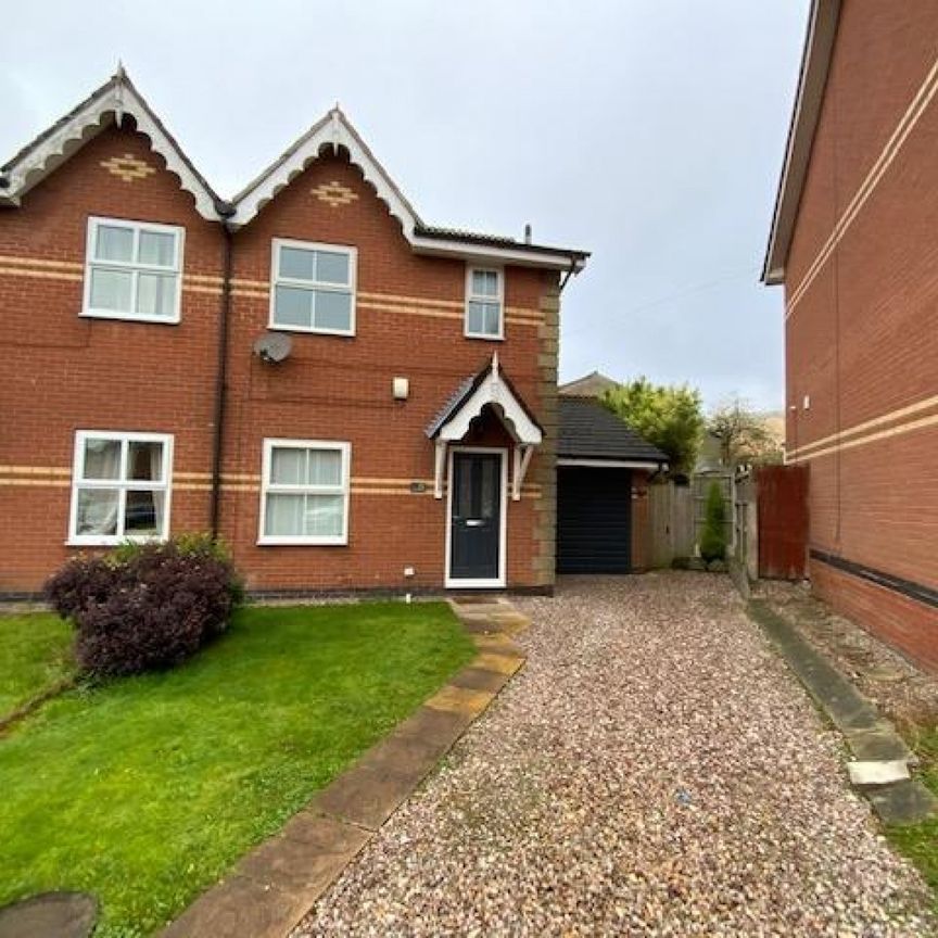 Consort Close, Dukinfield - Photo 1