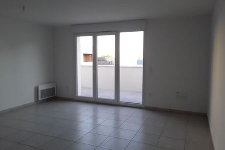 Appartement À Louer - Photo 2