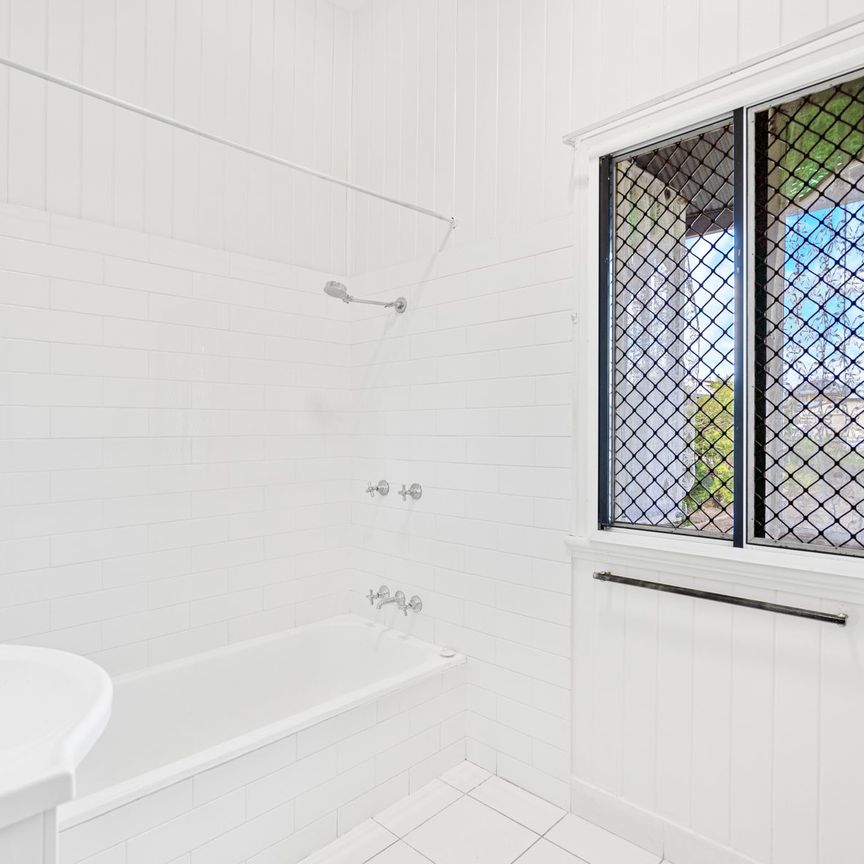 234b Warwick Road, 4305, Churchill Qld - Photo 1