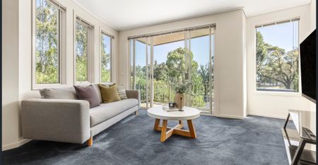 208/23 Queens Road, Melbourne, Vic 3004 - Photo 3