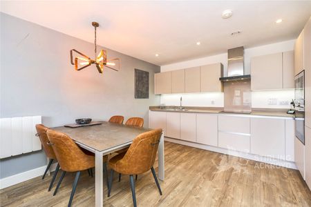 Roper Crescent, Sunbury-on-Thames, Surrey, TW16 5DH - Photo 5