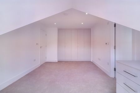 Flat 5, High Road, Harrow Weald, HA3 - Photo 5
