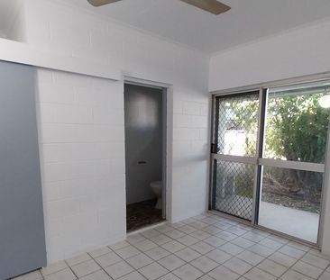 Stylish, Low-Maintenance Living in the Heart of Pimlico - Photo 2