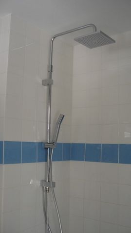 Location Appartement 1 pièce 31m² GRENOBLE 38000 - Photo 2