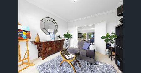 Fully Renovated Premium Quality Lifestyle with Convenience and Comfort - Photo 2