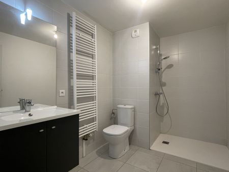 APPARTEMENT T2 42m2 VANDOEUVRE-LÈS-NANCY RÉSIDENCE LE CLOS DU CAVALIER - Photo 4