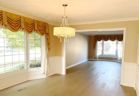 For Lease - 2037 Schoolmaster Circle, Oakville, Ontario - Photo 5