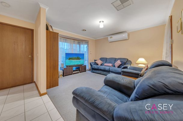 9 Vincent Court, Cranbourne North - Photo 1